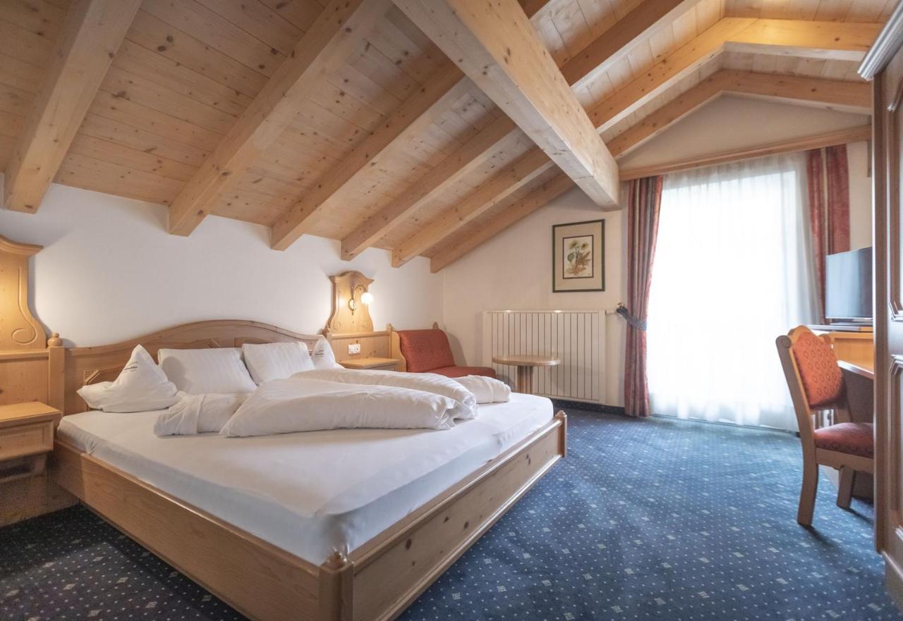 Hotel Garni Schneider Lutago Esterno foto