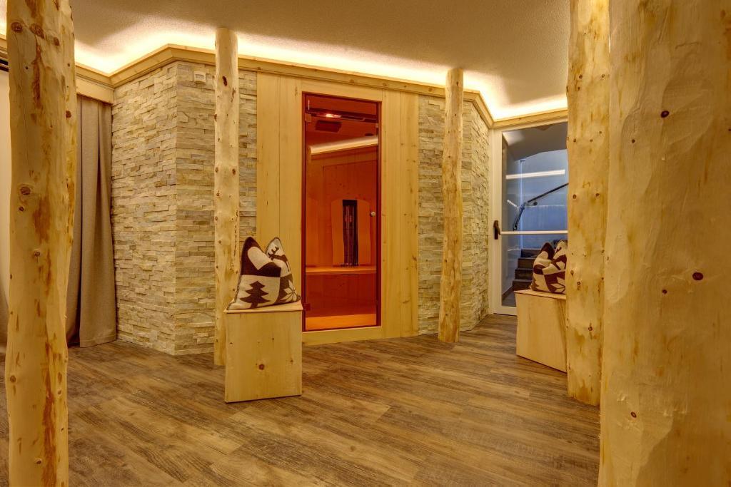 Hotel Garni Schneider Lutago Esterno foto