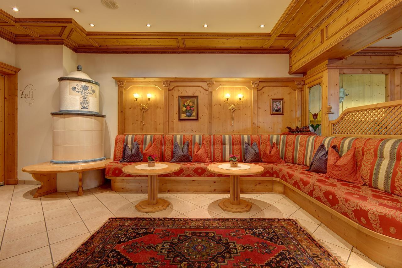 Hotel Garni Schneider Lutago Esterno foto